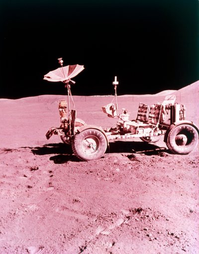 Pierwszy księżycowy pojazd wędrujący, Apollo 15, lipiec 1971. autorstwa NASA Images