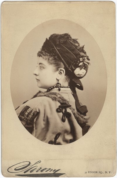 Portret Pauliny Lucca 1841-1908 autorstwa Napoleon Sarony