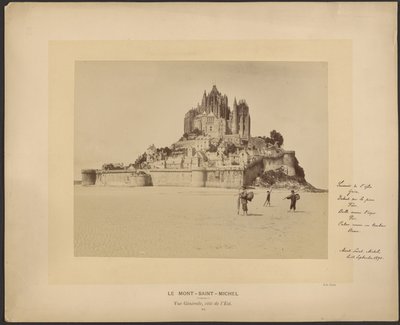 Mont-Saint-Michel, widok ogólny, strona wschodnia autorstwa Neurdein freres