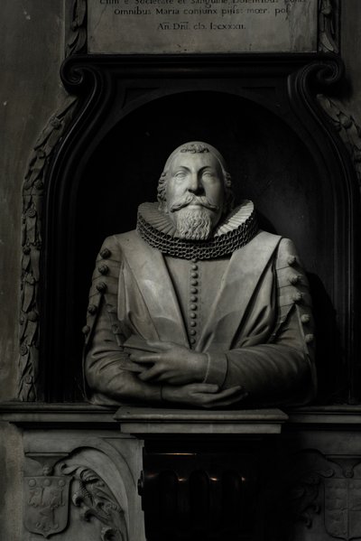 Pomnik Hugo Barkera, 1632 (marmur) autorstwa Nicholas Stone