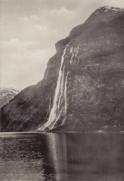 Siedem Sióstr (Wodospad) Geiranger (zdjęcie czarno-białe) autorstwa Norwegian Photographer