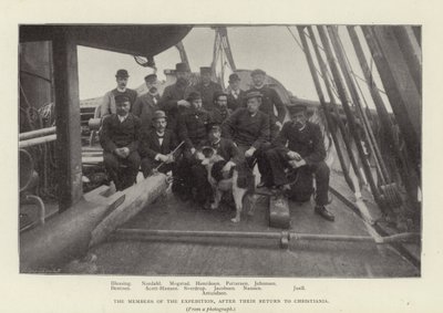 Członkowie wyprawy po powrocie do Christianii (zdjęcie czarno-białe) autorstwa Norwegian Photographer