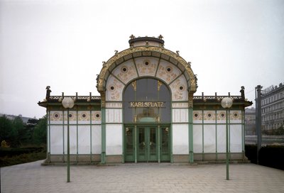 Art Nouveau: widok na pawilon stacji metra Karlsplatz (obecnie kawiarnia) wykonany przez architekta Otto Wagnera (1841-1918) (Secesja Wiedeńska) 1894-1899 Wiedeń, Austria autorstwa Otto Wagner