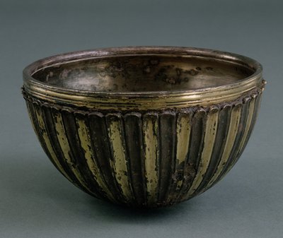 Misa Partów, Iran, ok. 100-200 ne (srebro pozłacane) autorstwa Parthian School