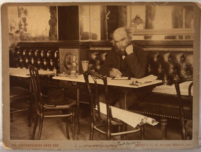 Paul Verlaine w Café François 1er w Paryżu, 1892. autorstwa Paul Dornac