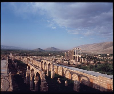 Widok na miasto Anjar, 705-710 autorstwa Period Umayyad