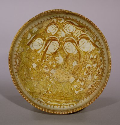 Miska, z Kashan, Iran, okres Seldżuków, 1211-12 AD (pasta kamienna z połyskiem na glazurze) autorstwa Persian School