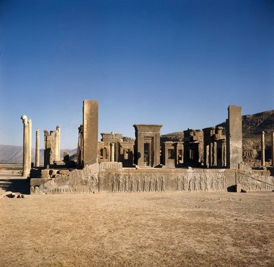 „„ Pałac Dariusza I (550-486 pne) w Persepolis (Iran) ””, teren perskiego imperium Aimenidów. VI-V wiek p.n.e. autorstwa Persian School