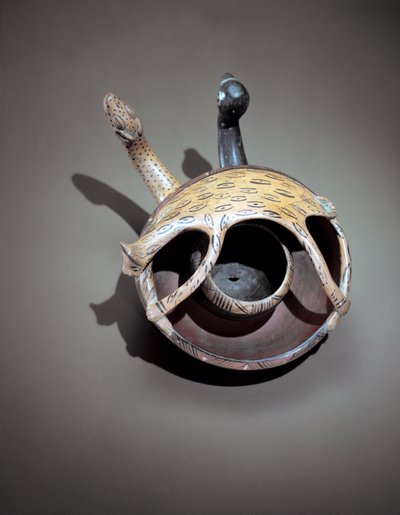 Misa podwójna wężowa (ceramiczna) autorstwa Peruvian School