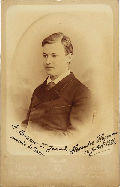Portret kompozytora Aleksandra Głazunowa 1865-1936, 1886. autorstwa Petersburg . Photo studio Alfred Lorens