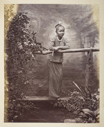 Portret birmańskiej dziewicy, Fotograf: Klier, Philip Adolphe Gladstone Collection autorstwa Philip Adolphe Klier