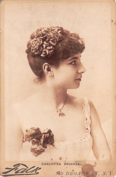 Carlotta Brianza autorstwa Photo studio Benjamin J. Falk