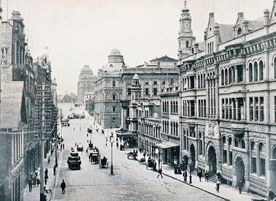 Bridge Street, Sydney, ok. 1900, z „Pod Krzyżem Południa – Przebłyski Australii”, wydane przez Department of External Affairs, Melbourne autorstwa Photographer Australian