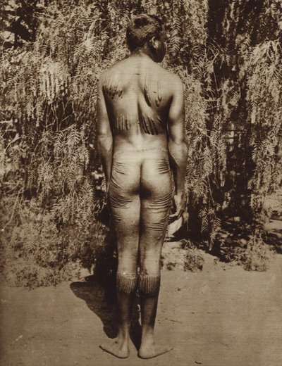 Rdzenna australijska dekoracja ciała (zdjęcie czarno-białe) autorstwa Photographer Australian
