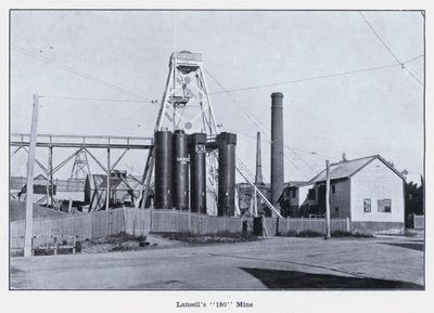 Kopalnia „180” Lansella (zdjęcie czarno-białe) autorstwa Photographer Australian
