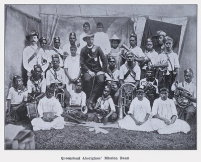 Zespół misji Aborygenów z Queensland (zdjęcie czarno-białe) autorstwa Photographer Australian