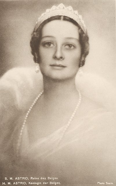 Astrid ze Szwecji, królowa Belgów, małżonka Leopolda III z Belgii (zdjęcie czarno-białe) autorstwa Photographer Belgian