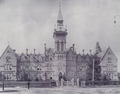 Kanada: Knox College, Toronto (czarno-białe zdjęcie) autorstwa Photographer Canadian