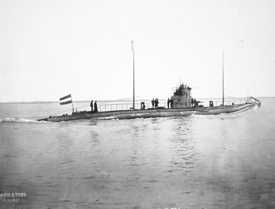Niemiecki U-boot, ok. 1915 (zdjęcie czarno-białe) autorstwa Photographer German