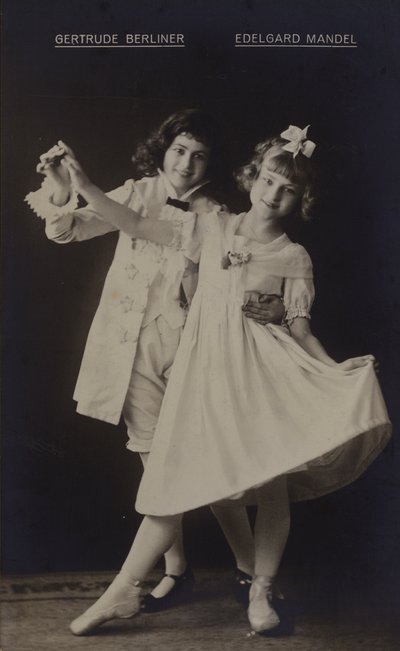 Gertrude Berliner i Edelgard Mandel, niemieckie aktorki (zdjęcie czarno-białe) autorstwa Photographer German