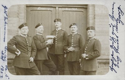 Grupa żołnierzy armii niemieckiej autorstwa Photographer German