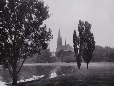 Lipsk: Johannapark z kościołem Lutra (zdjęcie czarno-białe) autorstwa Photographer German