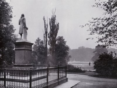 Lipsk: część Rosental z pomnikiem Gellerta (zdjęcie czarno-białe) autorstwa Photographer German