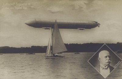 Zeppelin LZ III lecący nad jeziorem Tegel, Berlin (zdjęcie czarno-białe) autorstwa Photographer German