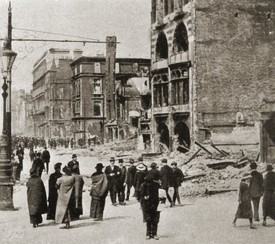 Dublin po powstaniu wielkanocnym, kwiecień 1916 (zdjęcie czarno-białe) autorstwa Photographer Irish