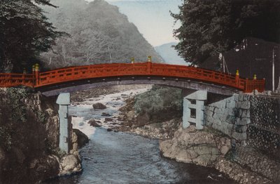Japonia, ok. 1912: Święty Most w Nikko, 90 mil na północ od Tokio (zdjęcie) autorstwa Photographer Japanese