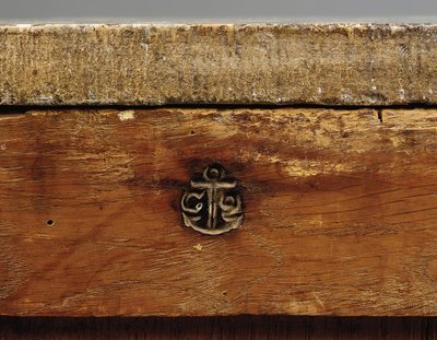 Fragment komody Ludwika XV autorstwa Pierre Roussel