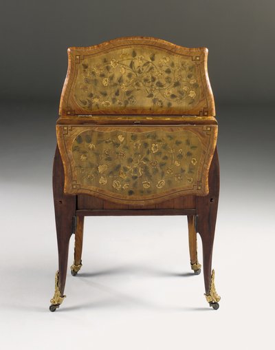 Komoda Ludwika XV, ok. 1765-70 (tulipanowiec, jawor, amarant i intarsja na ormolu) (patrz także 463003, 465390 i 465391) autorstwa Pierre Roussel