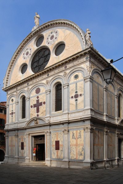 Widok kościoła Santa Maria dei Miracoli w Wenecji (Wenecja) w 2007 roku autorstwa Pietro Lombardo i jego synów. autorstwa Pietro Tullio and Antonio I Lombardo