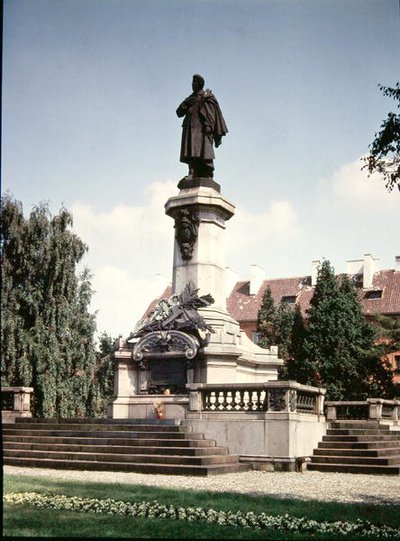 Pomnik Adama Mickiewicza (1798-1855) wzniesiony w 1898 r. autorstwa Polish School
