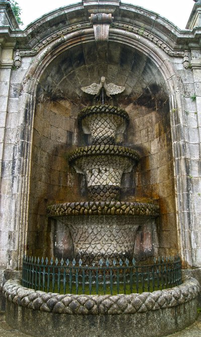 Fontanna Pelikan, Sanktuarium Matki Bożej Sanktuarium, Lamego, Portugalia 1738 (kamień) autorstwa Portuguese School