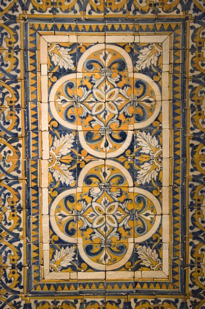 Płytki wzorzyste czteropłatkowe z obramowaniem (ceramiczne) autorstwa Portuguese School