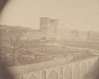 [Widok na Kermanszah, stolicę Kurdystanu], lata czterdzieste i sześćdziesiąte XIX wieku. autorstwa Possibly by Luigi Pesce.