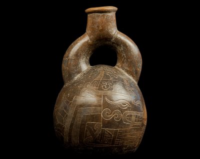 Wazon z uchwytem w kształcie strzemienia / Culture Chavin (terakota) autorstwa Precolombian Precolombian