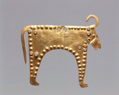 Bułgaria, Sofia, Narodowe Muzeum Historyczne, Złoty liść z postaciami zwierząt z Warny autorstwa Prehistoric Prehistoric