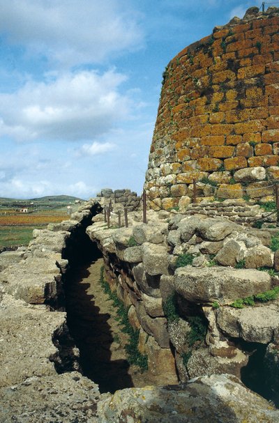 włochy, sardynia, region, torralba, prowincja sassari, kompleks archeologiczny nuraghe sant