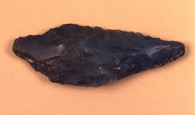 Kamienny grot strzały odkryty w Isolino di Varese (Włochy). autorstwa Prehistoric Prehistoric