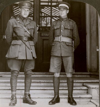 Kapitan MacDougall, DSO i Cadet Mullin, dwa kanadyjskie VC, I wojna światowa, 1914-1918 autorstwa Realistic Travels Publishers