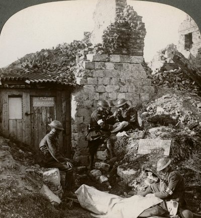 Royal Army Medical Corps w opatrunku Monchy, Francja, I wojna światowa, 1914-1918. autorstwa Realistic Travels Publishers