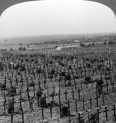 Cmentarz Tyne Cot, Paschendaele Ridge, Belgia, I wojna światowa, c1918-1919. autorstwa Realistic Travels Publishers