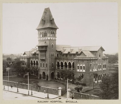 Szpitale Szpital kolejowy Byculla, Indie, ok. 1930 r. autorstwa John Pardon