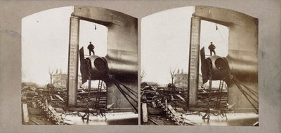 Statek parowy Lewiatan znany również jako „Wielki Wschód”, w budowie, ok. 1857 r. (stereodruk albumowy) autorstwa Robert Howlett
