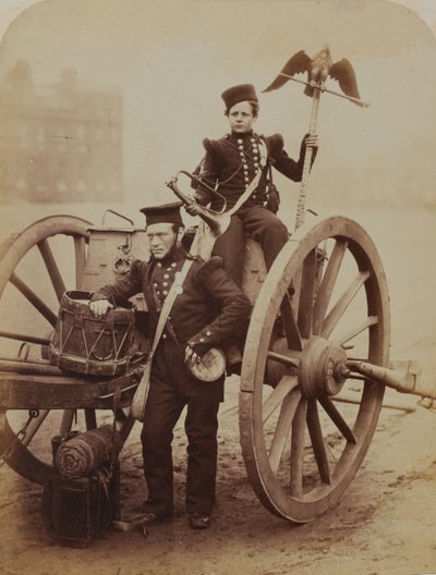 Trębacze Gritten i Lang, Królewska Artyleria, 1856 (zdjęcie w sepii) autorstwa Robert Howlett
