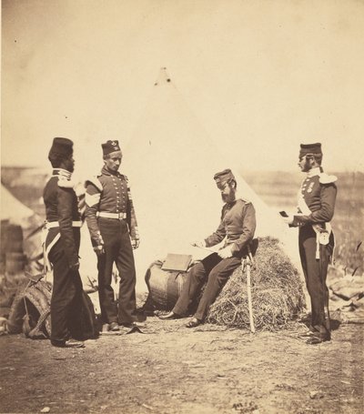 Kapitan Walker z 30. pułku czyta rozkazy ogólne. autorstwa Roger Fenton