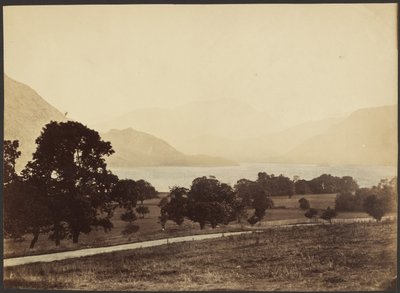 [Krajobraz z jeziorem] autorstwa Roger Fenton