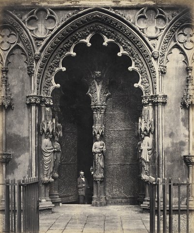 Katedra w Lichfield, centralne wejście, ganek zachodni autorstwa Roger Fenton